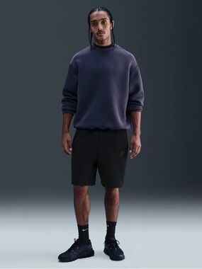 Nike Men's Tech Fleece Shorts-size Small *NEW w/o tags*